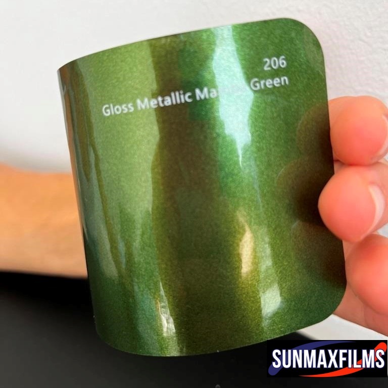 Плёнка Gloss Metallic Mantis Green