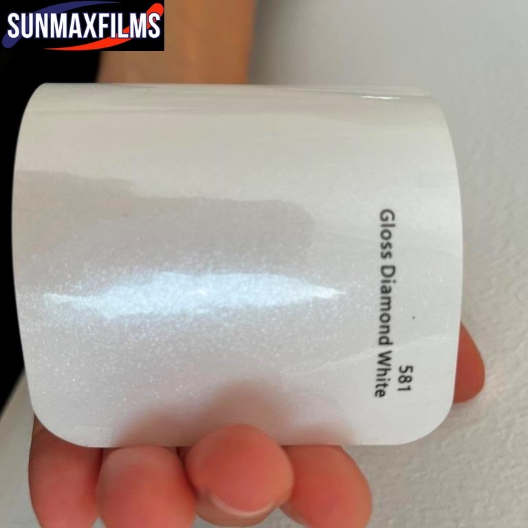 Плёнка Gloss Diamond White — образец из каталога SunMax
